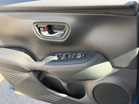 New 2026 Honda HR-V Sport image 22