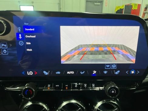 Used 2024 Chevrolet Blazer EV LT AWD/4WD image 23