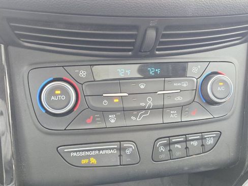 Used 2019 Ford Escape Titanium AWD/4WD image 20