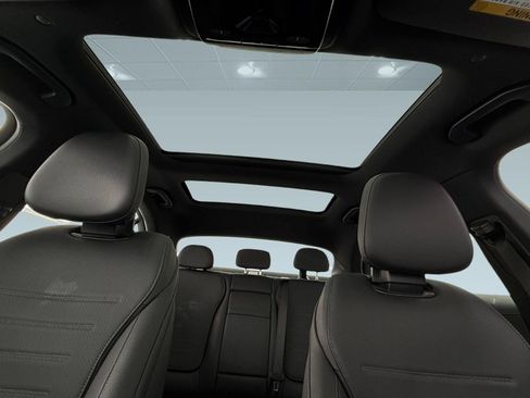Certified 2023 Mercedes-Benz C 300 4MATIC Sedan image 13