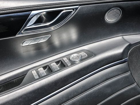 Used 2025 Genesis GV80 2.5T Standard AWD/4WD image 21