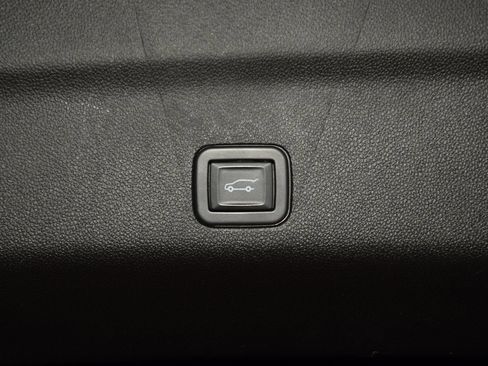 Certified 2021 Chevrolet Tahoe RST w/ Luxury Package image 24