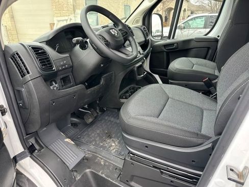 New 2024 RAM ProMaster 2500 FWD image 16
