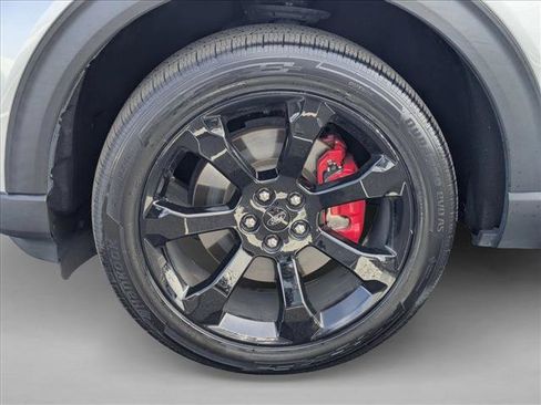 Used 2024 Ford Explorer ST w/ Equipment Group 401A AWD/4WD image 27
