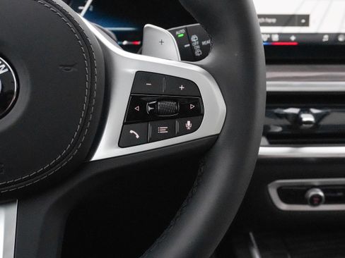 Certified 2026 BMW X7 xDrive40i w/ M Sport Package image 18