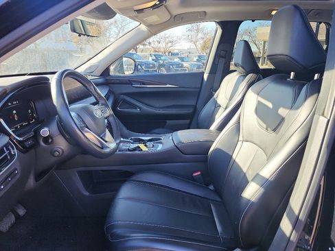 Used 2024 INFINITI QX60 Sensory image 12