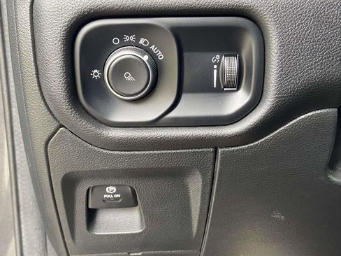 Used 2024 RAM 1500 Laramie image 19