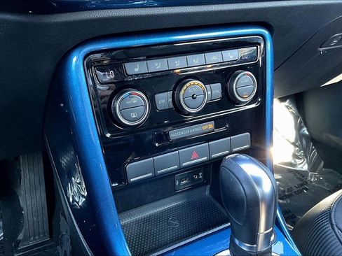 Used 2019 Volkswagen Beetle 2.0T SE image 14