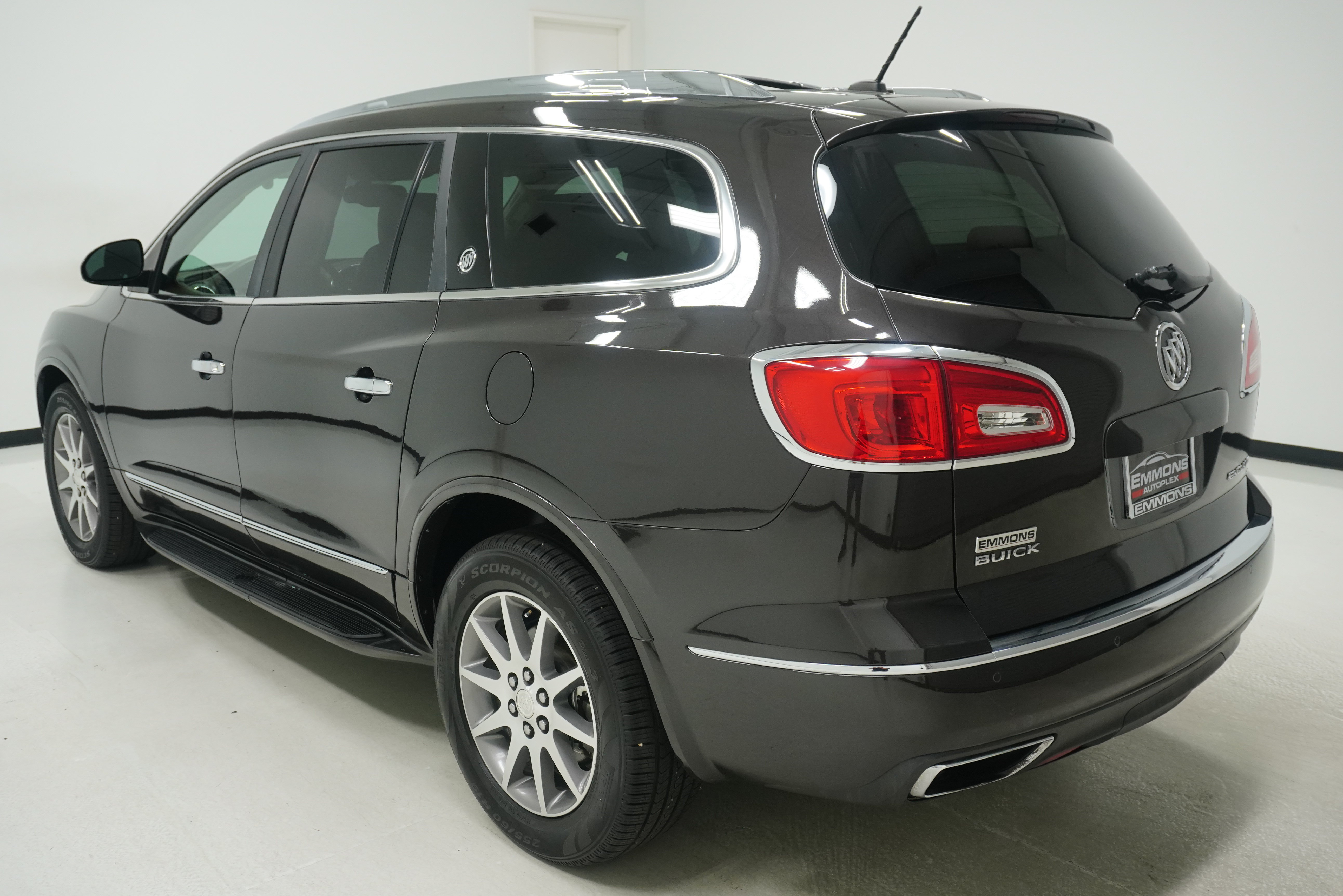 Used 2013 Buick Enclave Leather FWD image 5
