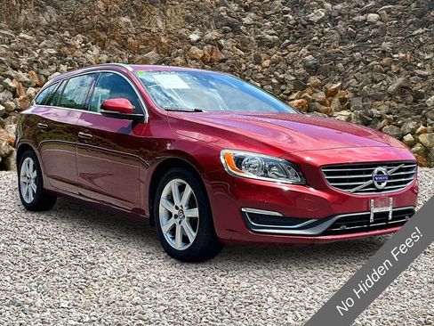 Used 2017 Volvo V60 T5 Premier w/ Convenience Package AWD/4WD image 10
