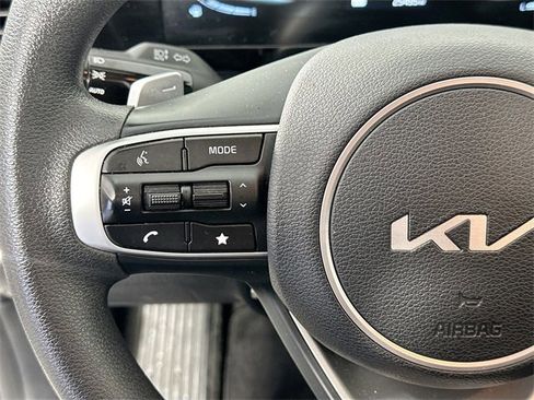 Used 2023 Kia Sportage LX image 20