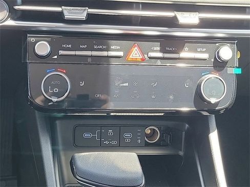 New 2025 Hyundai Tucson SEL image 9