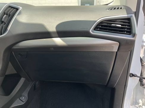 Used 2024 Ford Edge SEL w/ Convenience Package AWD/4WD image 39