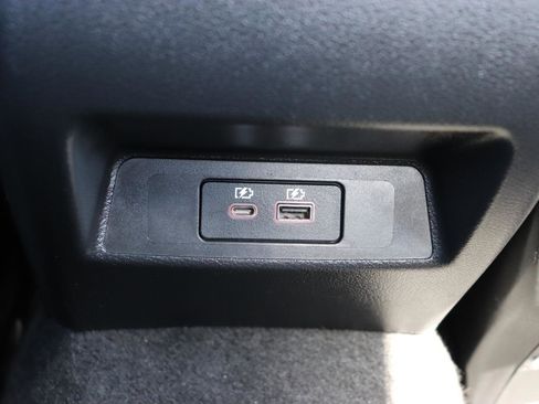 Used 2025 Nissan Altima 2.5 SV image 21