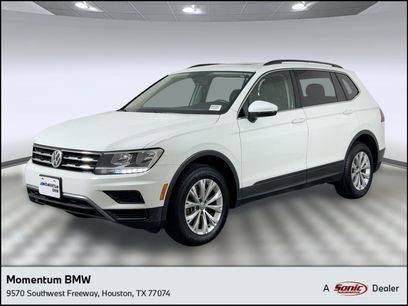 Used 2019 Volkswagen Tiguan SE w/ Panoramic Sunroof Package