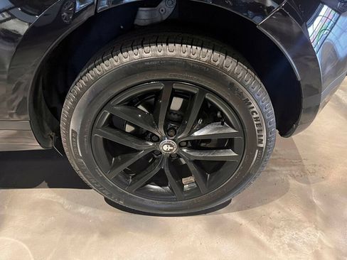 Used 2024 Land Rover Range Rover Evoque S AWD/4WD image 10