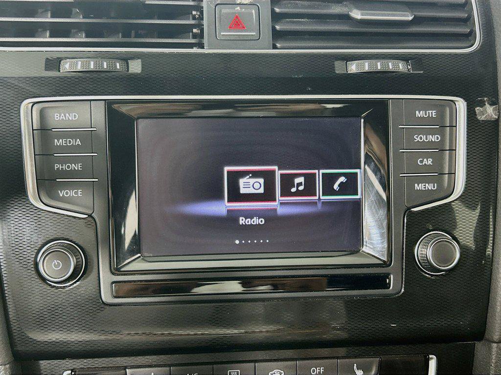 Used 2015 Volkswagen GTI S FWD image 13
