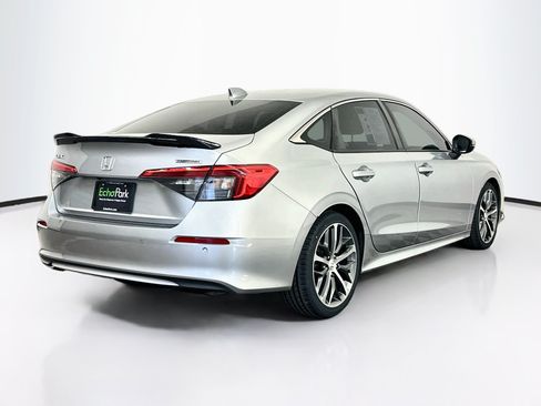 Used 2023 Honda Civic Touring image 9