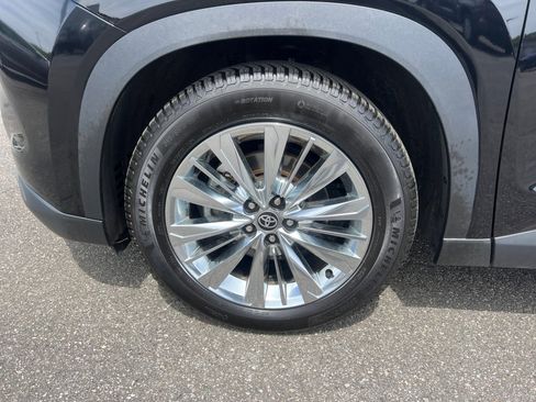 Used 2024 Toyota Grand Highlander Platinum image 30