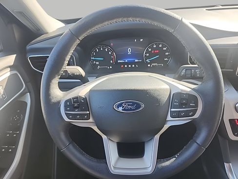 Certified 2023 Ford Explorer XLT w/ Equipment Group 202A AWD/4WD image 20