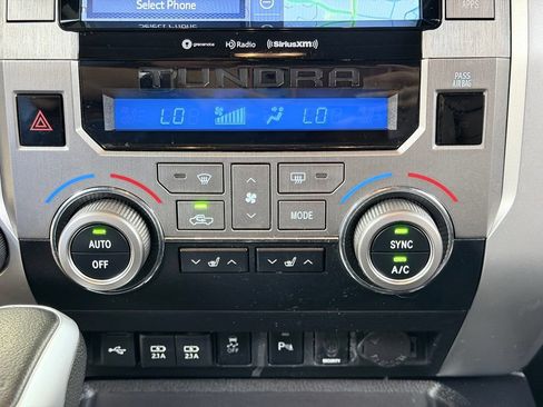 Used 2021 Toyota Tundra Limited w/ Limited Premium Package AWD/4WD image 53