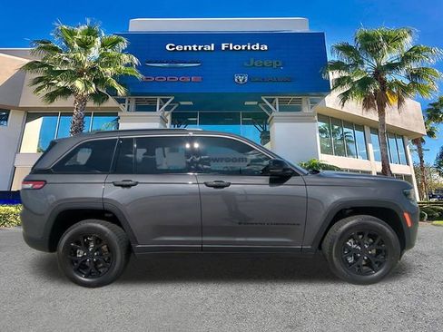 New 2026 Jeep Grand Cherokee Altitude RWD image 4