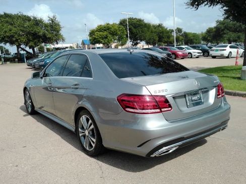 Used 2014 Mercedes-Benz E 250 BlueTEC Sedan image 12