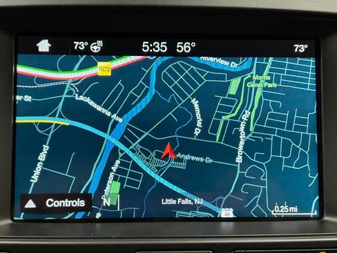 Used 2018 Ford Explorer XLT w/ Equipment Group 202A image 14