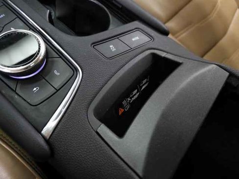 Used 2021 Cadillac XT6 Sport w/ Platinum Package image 36