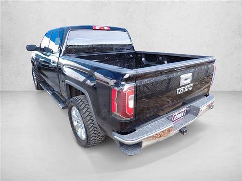Used 2016 GMC Sierra 1500 SLT w/ Suspension Package, Off-Road image 3
