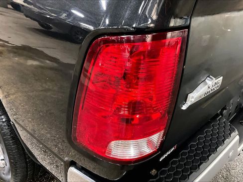 Used 2018 RAM 1500 Big Horn image 25