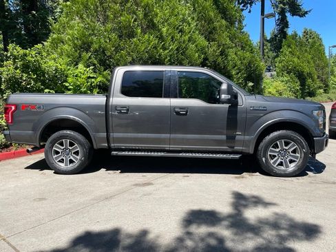 Used 2017 Ford F150 Lariat AWD/4WD image 3