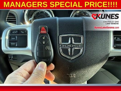 Used 2014 Dodge Grand Caravan American Value Package w/ UConnect Hands-Free Group image 31