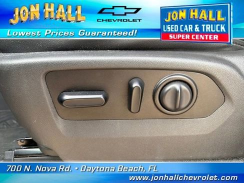 Used 2021 Chevrolet Silverado 1500 LT Trail Boss w/ Convenience Package II image 11