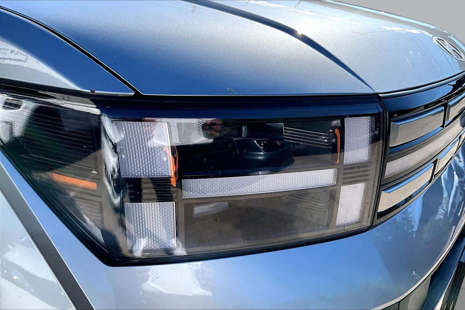 Used 2026 Hyundai Santa Fe SEL FWD image 26