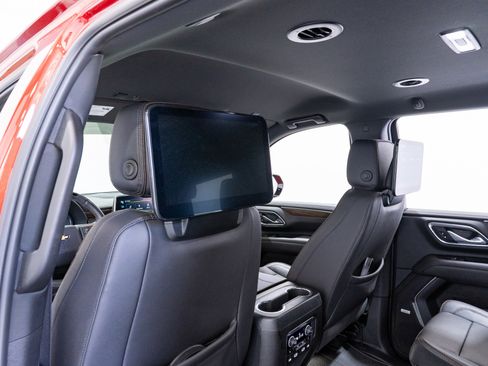 Used 2024 Chevrolet Tahoe High Country w/ Advanced Technology Package AWD/4WD image 34