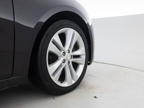 Used 2012 Chevrolet Cruze LTZ FWD image 18