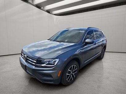 Used 2021 Volkswagen Tiguan SE w/ Panoramic Sunroof Package