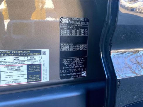 Used 2024 Land Rover Defender 110 X-Dynamic SE image 4