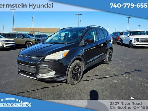 Used 2015 Ford Escape SE w/ Equipment Group 201A image 3