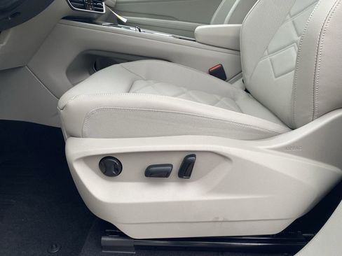 New 2026 Volkswagen Atlas SE image 16