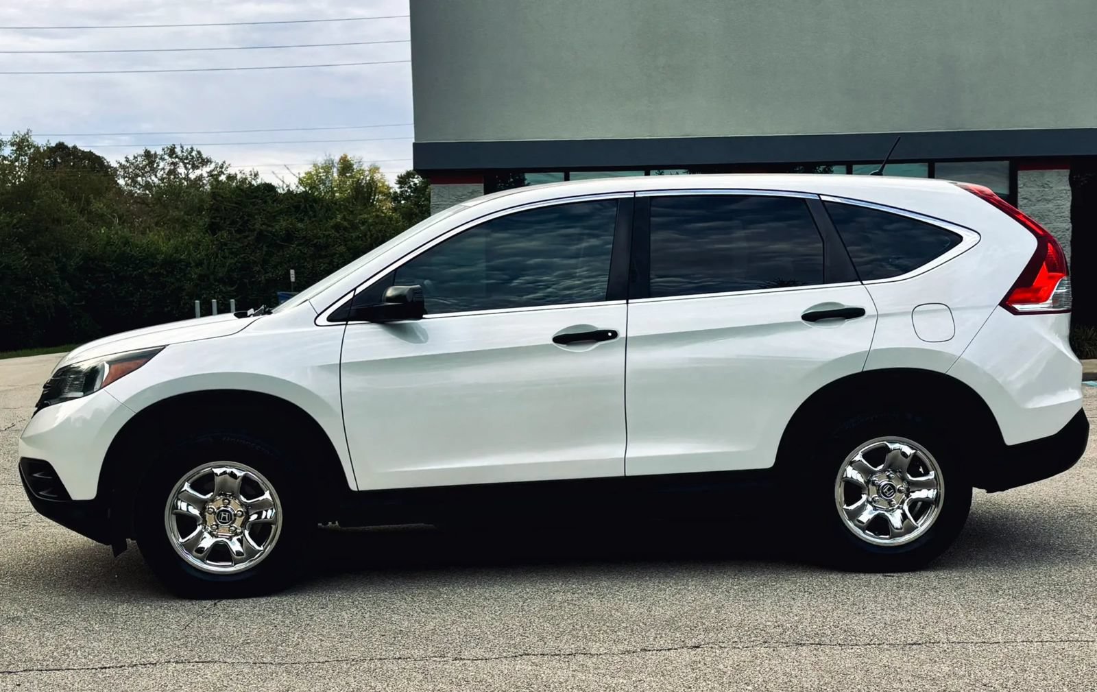 Used 2014 Honda CR-V LX image 6