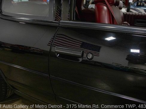 Used 1988 Oldsmobile Toronado Trofeo image 32