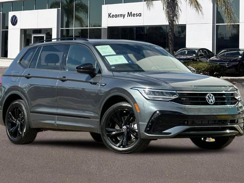 Used 2023 Volkswagen Tiguan SE R-Line FWD image 2