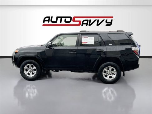 Used 2021 Toyota 4Runner SR5 Premium image 4