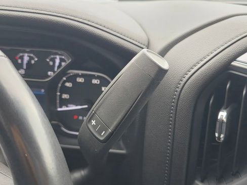 Used 2019 GMC Sierra 1500 SLT w/ SLT Premium Package RWD image 32