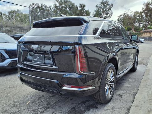 New 2026 Cadillac Escalade IQ Luxury 1 image 8