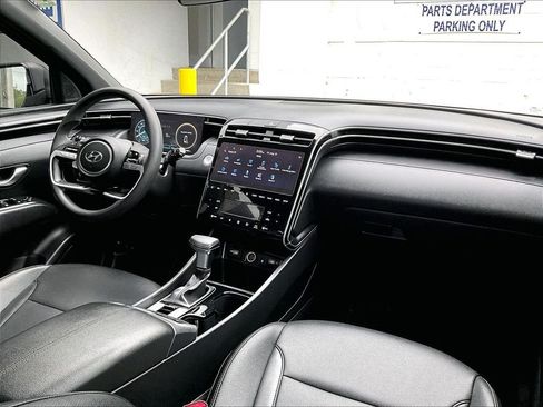 Used 2024 Hyundai Santa Cruz Night AWD/4WD image 14