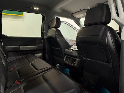 Used 2023 Ford F350 Lariat w/ FX4 Off-Road Package AWD/4WD image 6