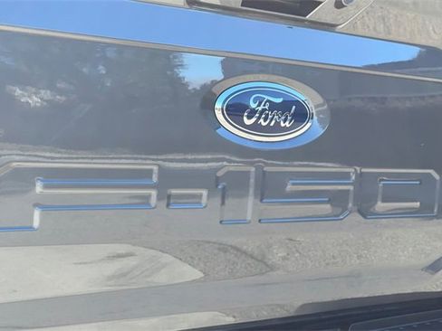 Used 2021 Ford F150 Lariat w/ Equipment Group 502A High image 34